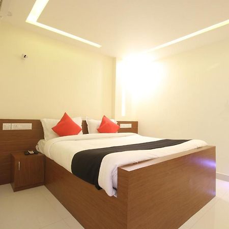 Divines Business Hotel Kuzhittura Εξωτερικό φωτογραφία