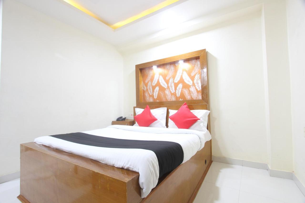 Divines Business Hotel Kuzhittura Εξωτερικό φωτογραφία